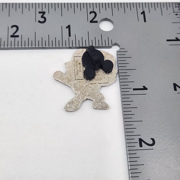Disney Pin‎ Trading Cute Star Wars Mystery Pin Luke Skywalker Star Wars 2015 - Picture 3 of 3